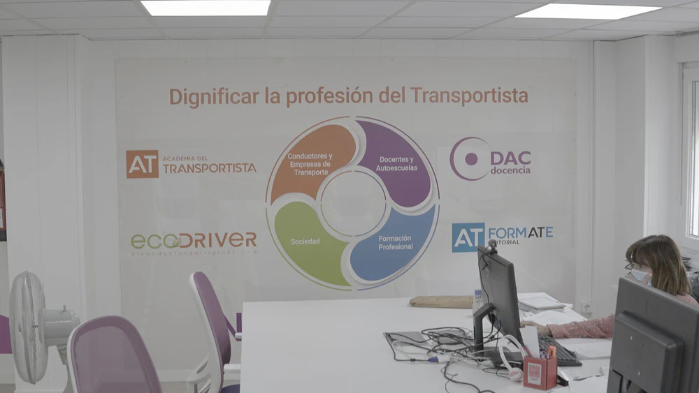 AT Academia del Transportista - Centro CAP, ADR y de Recuperación de Puntos - Alcorcón, Madrid