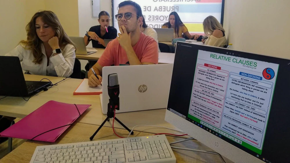 Foto de Academia 10 Granada - Facultad de Ciencias