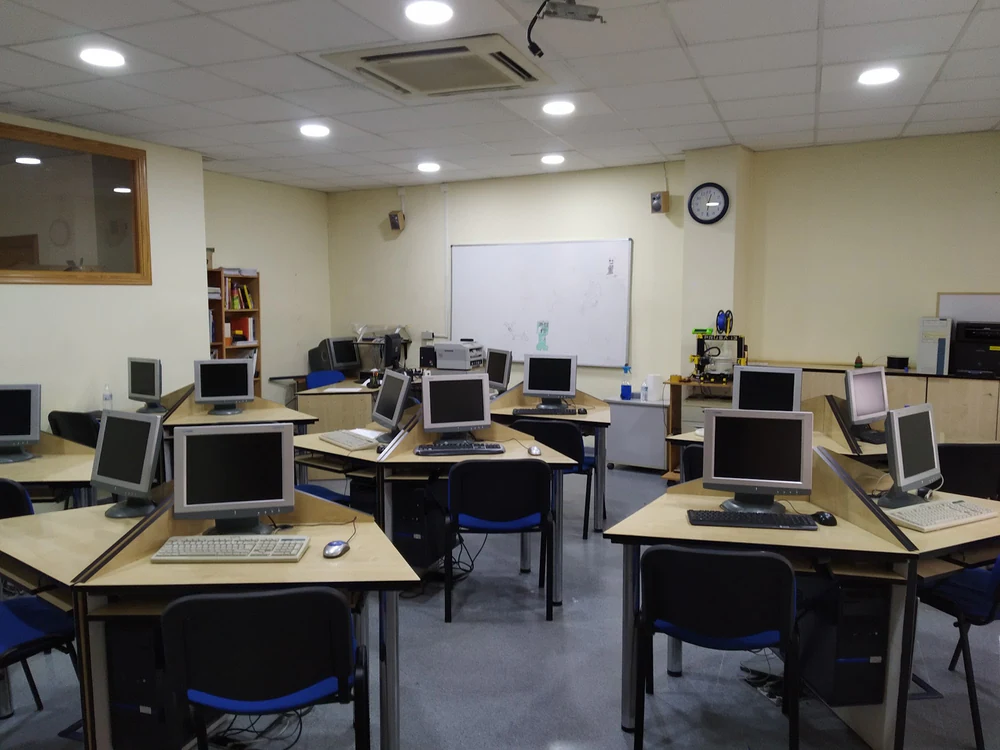 Foto de Infomatic Centro de Formación Profesional Marítima