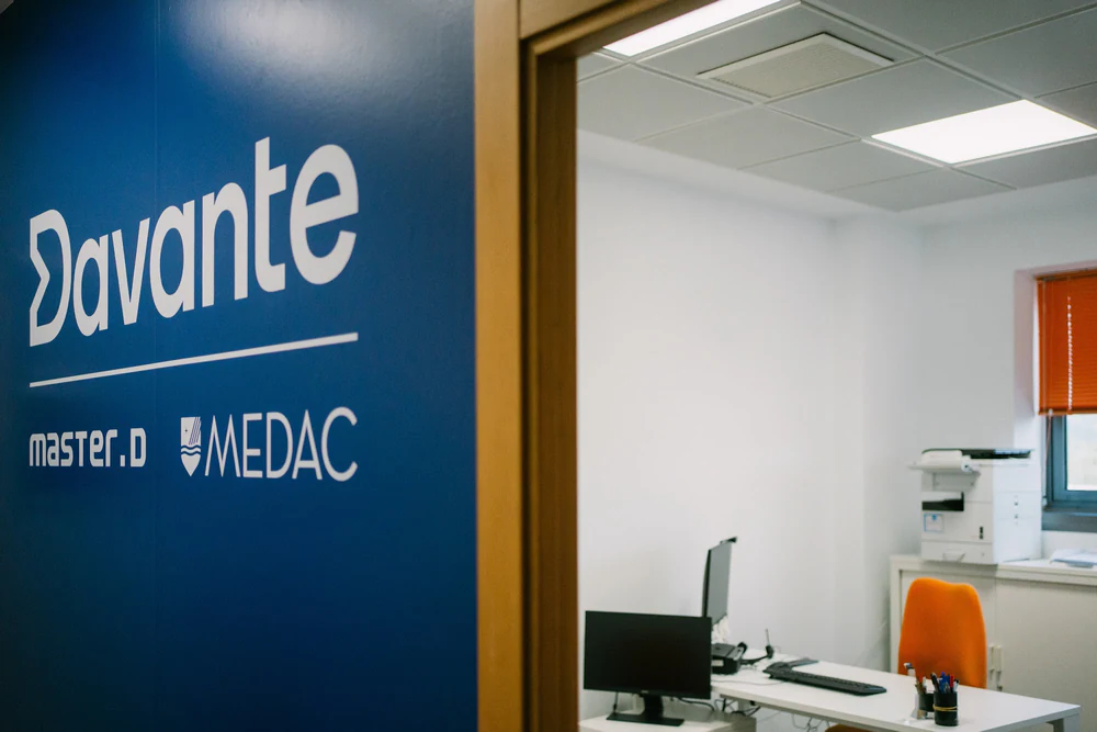 Foto de Academia de Oposiciones, Cursos y FP Davante MasterD | Algeciras