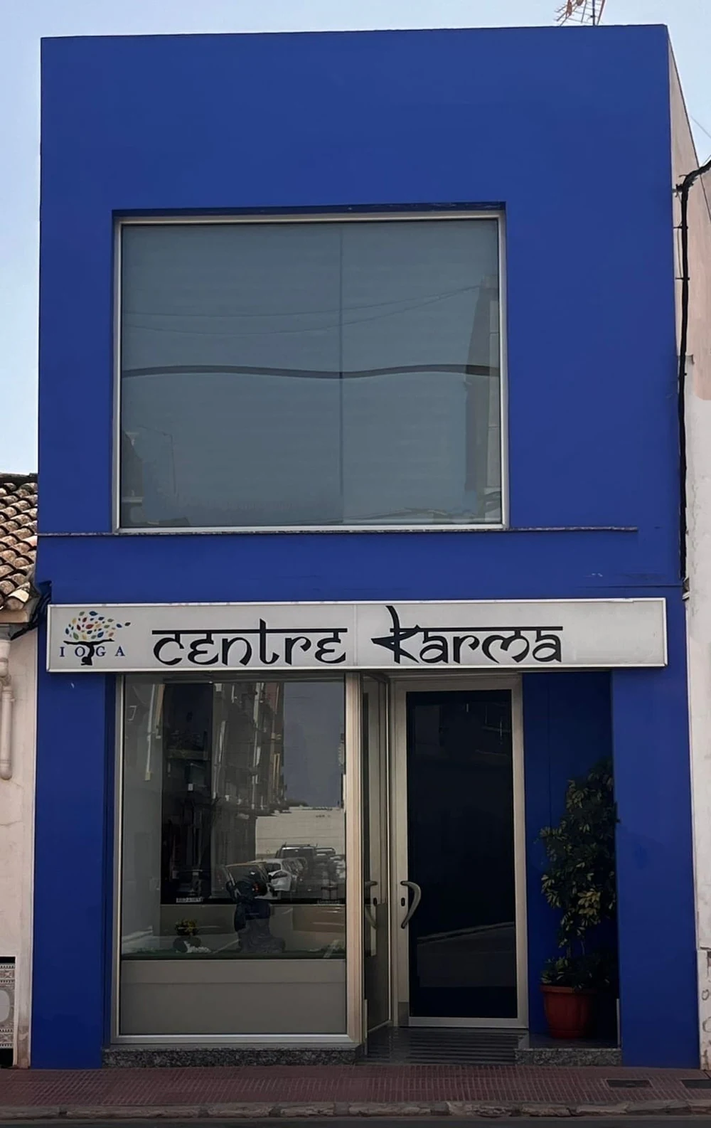 CENTRE KARMA