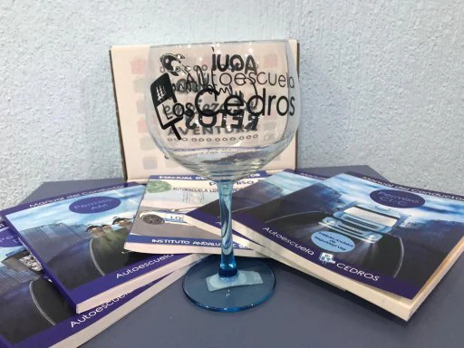 Foto de AUTOESCUELA JUSTO ALGODONALES