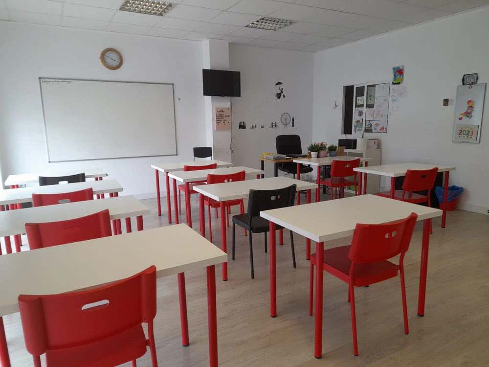 Pointing Academia de Inglés