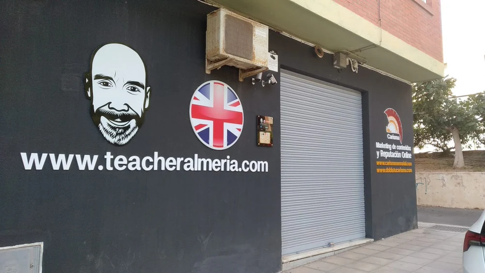 Foto de troublemaker acad3my