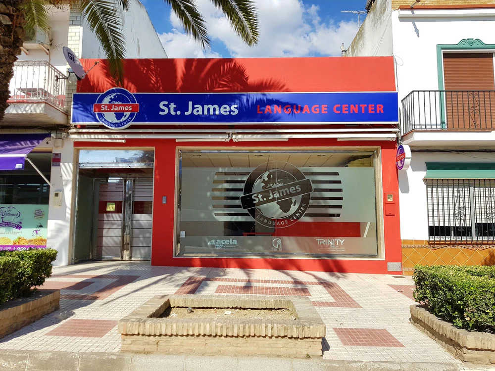 Portada de St. James Language Center - Academia de inglés en Almonte