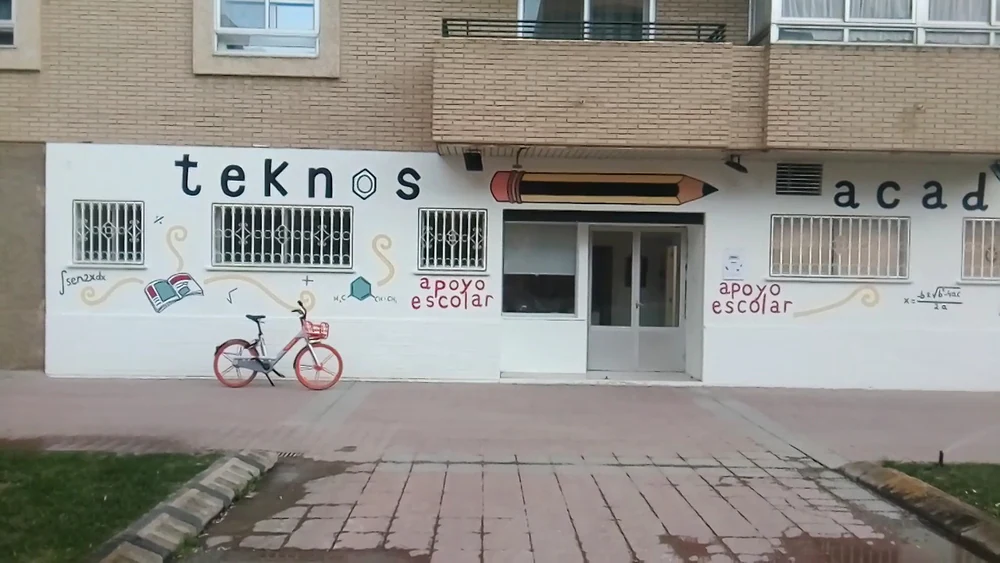 Foto de Teknos Academia
