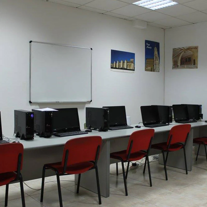 Foto de Academia-Aneto Centro de Estudios "Actur"