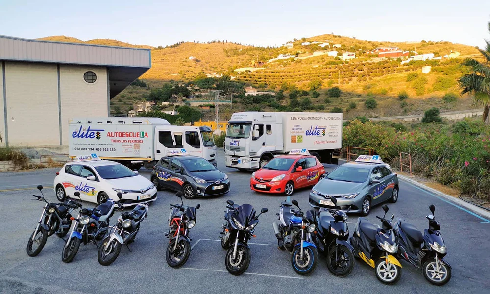 Foto de AUTOESCUELA ALMUÑÉCAR