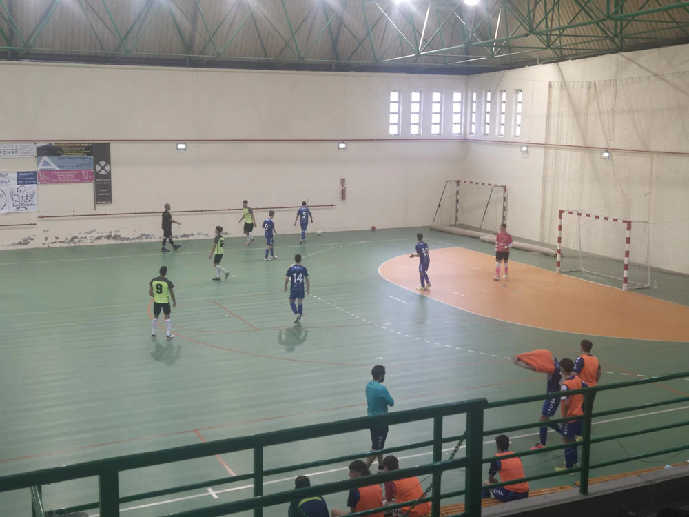 Portada de Polideportivo Municipal