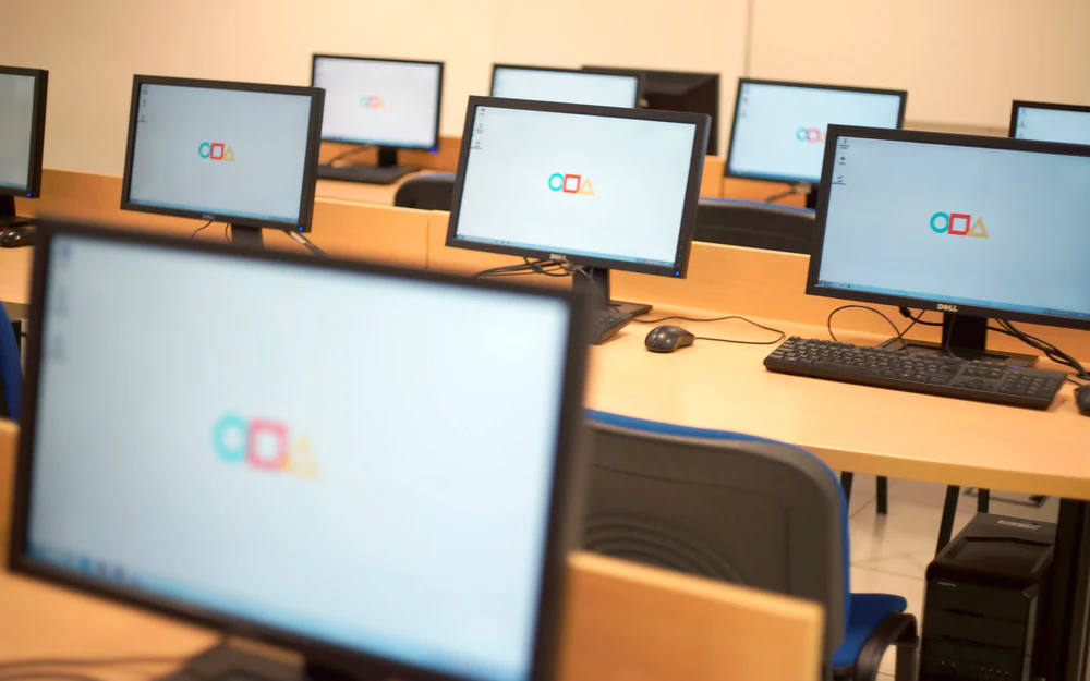 Foto de TRAZOS - Escuela Superior de Artes Digitales