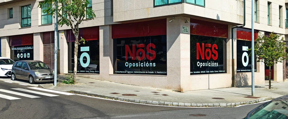 Foto de Academia oposiciones PREMIR Santiago. Sede Central