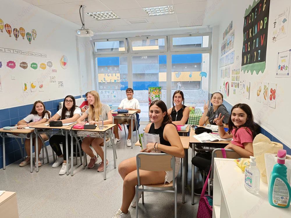 Academia Happy English