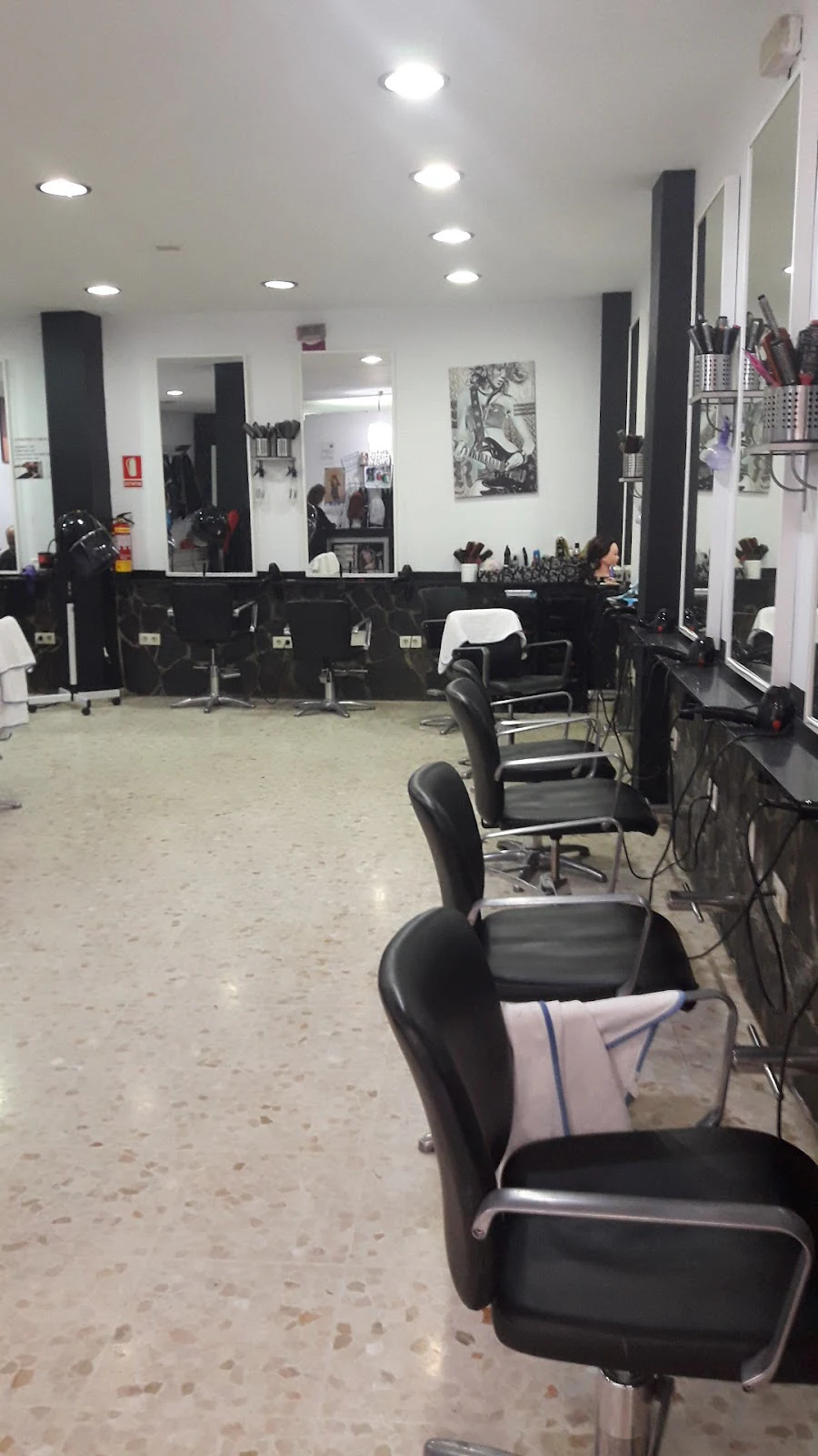 Foto de Academia de peluquería y estética Platinium