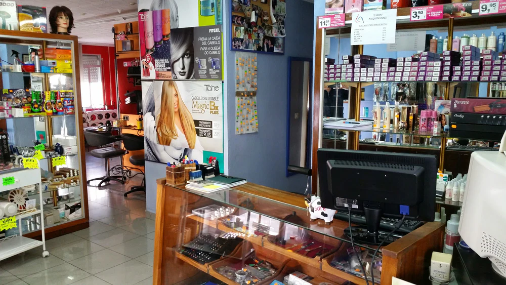Foto de Academia Peluqueria