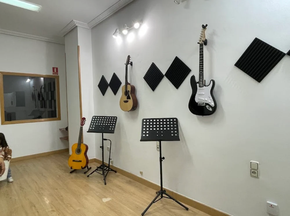Foto de Academia de música Alumbra