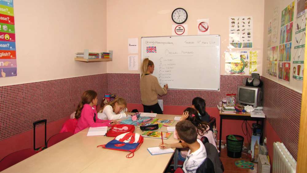 Foto de Bolton English School