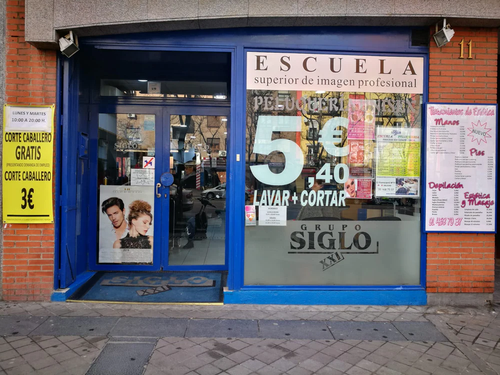 Portada de Academia de Peluquería SIGLO XXI