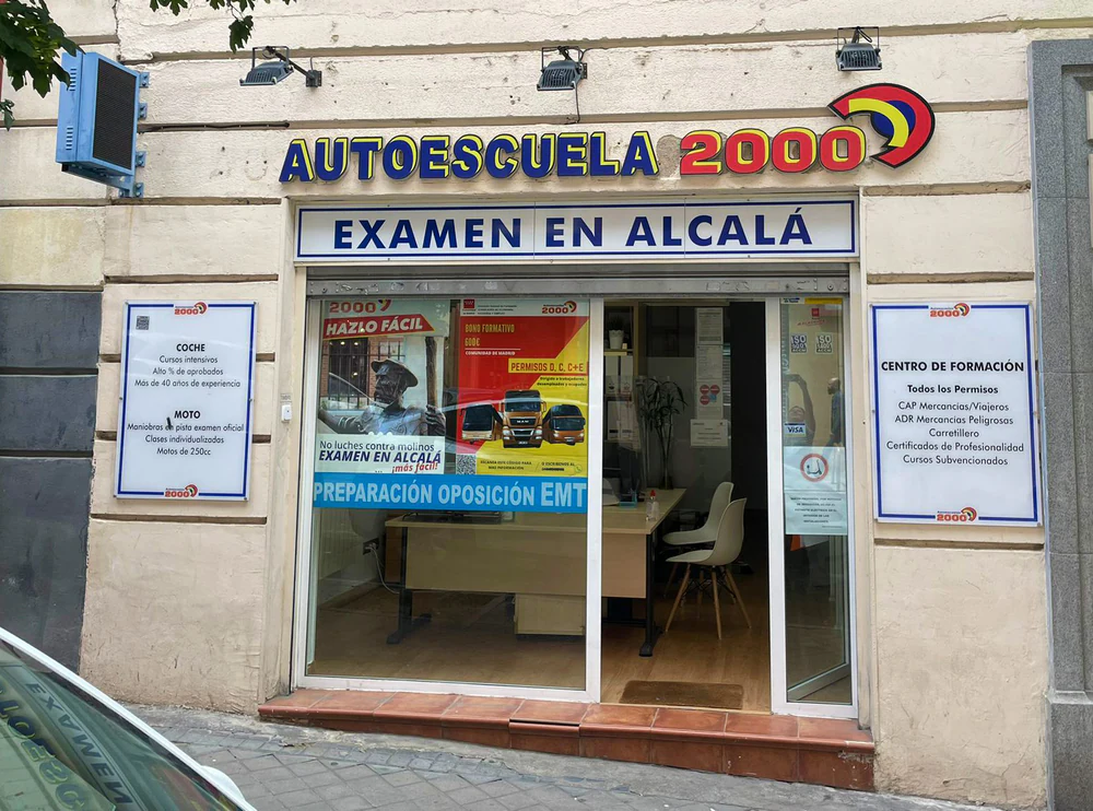 Foto de AUTIUS autoescuela Madrid Argüelles - Centro de recuperación de puntos