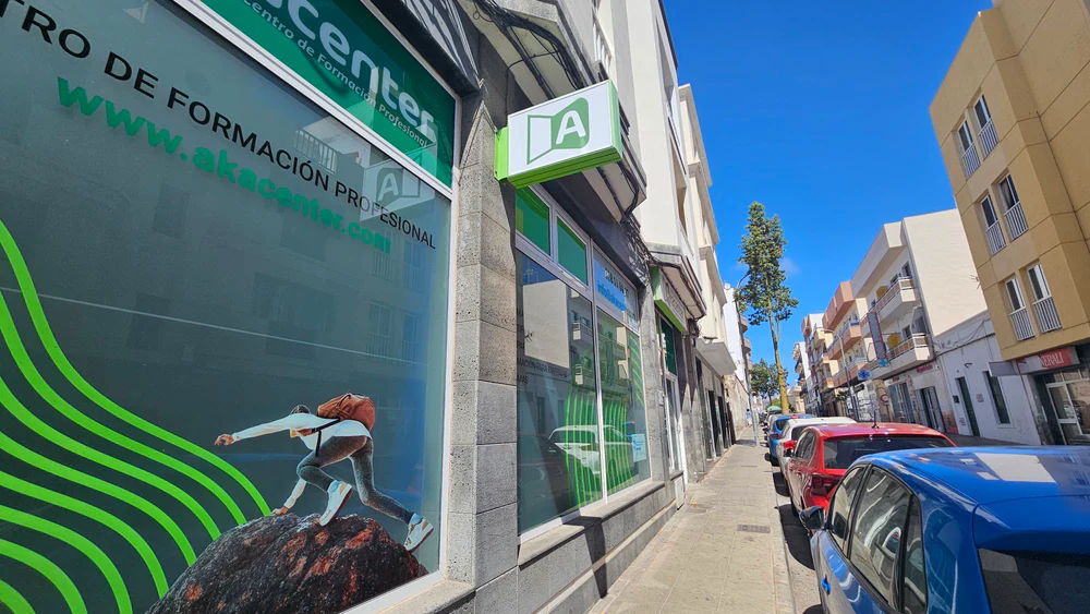 Portada de Akacenter CPFP Lanzarote - Arrecife - Juan Negrín