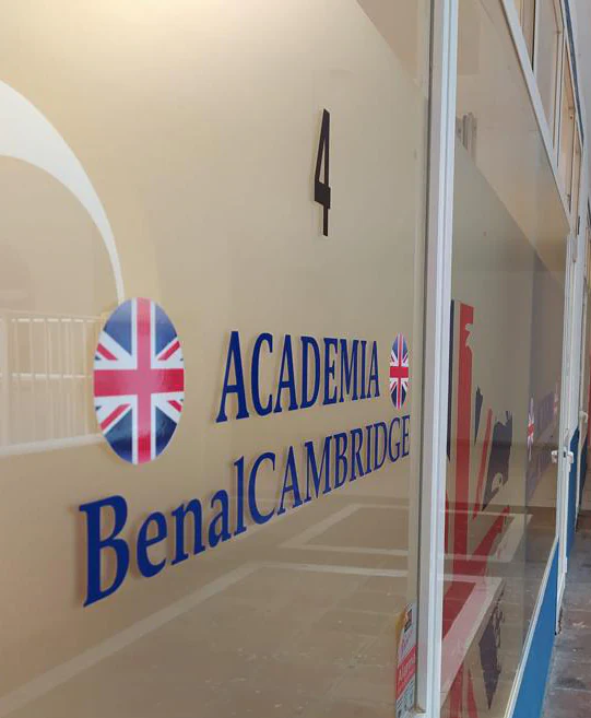 Foto de Academia Benalcambridge