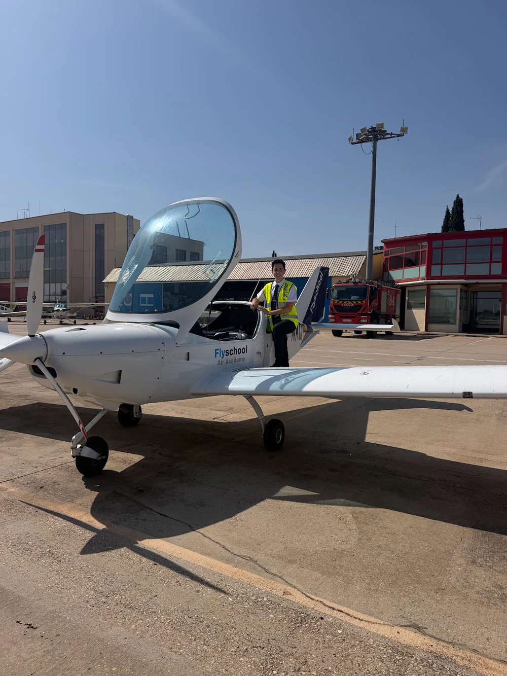 Foto de Flyschool Air Academy Escuela de Pilotos en Madrid
