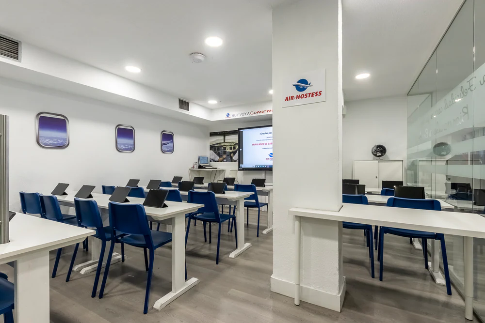 Foto de SKYTRAINERS Escuela de Azafatas Alcorcón y Móstoles- TCP