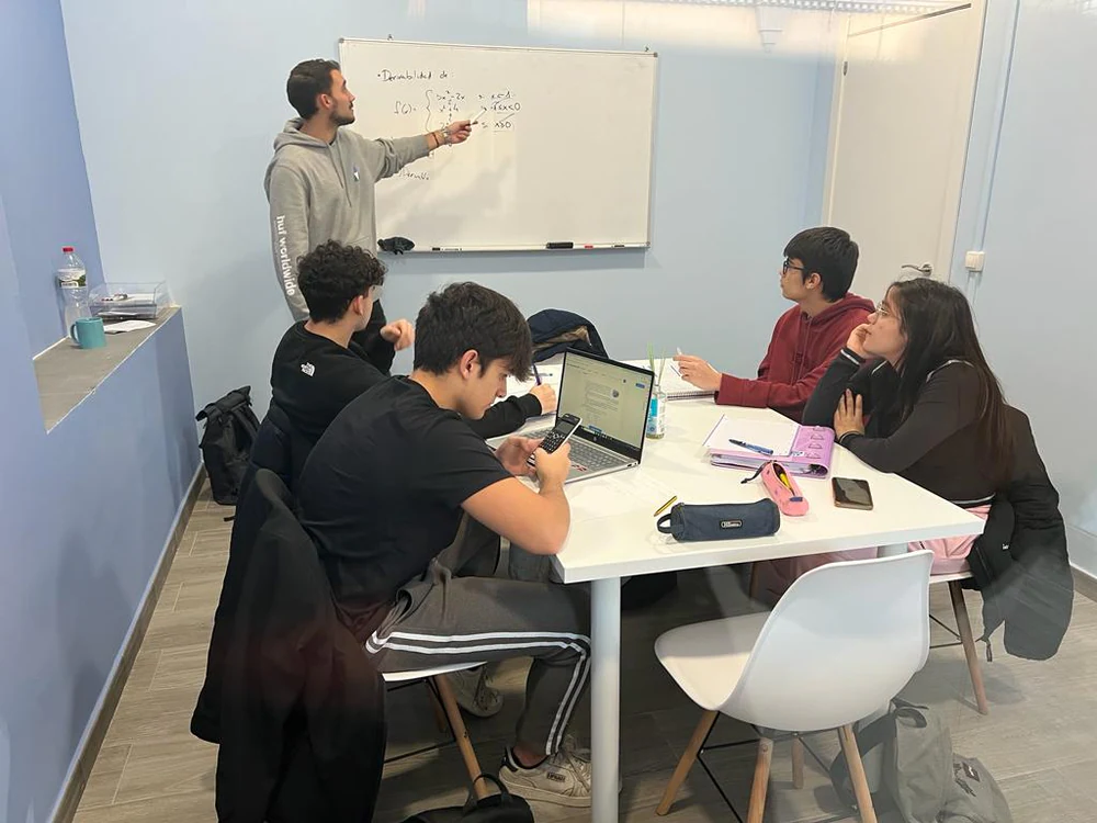 Foto de Academia Atenea