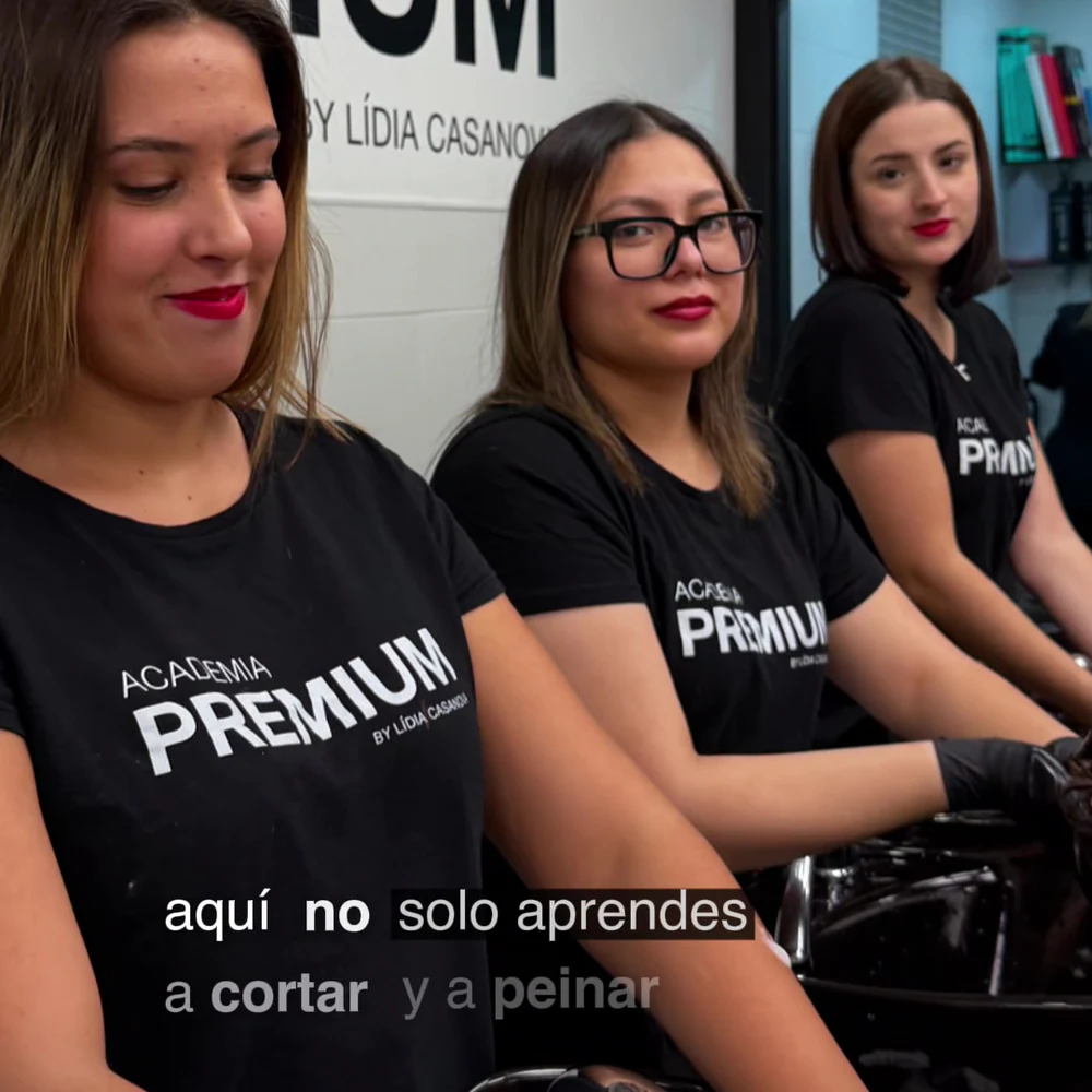 Foto de Academia Premium by Lídia Casanova. Peluquería, Estética y Uñas