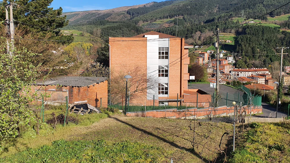 Portada de IES Balmaseda BHI