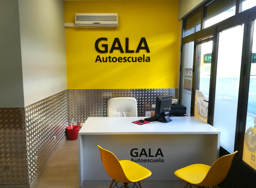 Foto de Autoescuelas Gala - Barajas