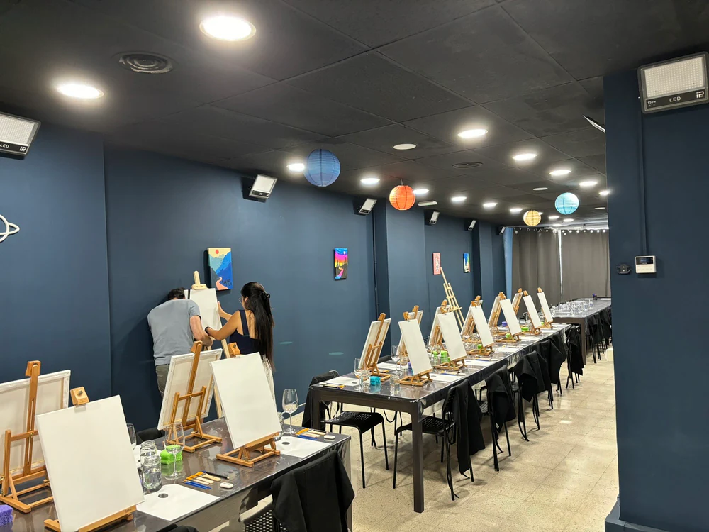 Academia de Marte – Paint & Wine Barcelona