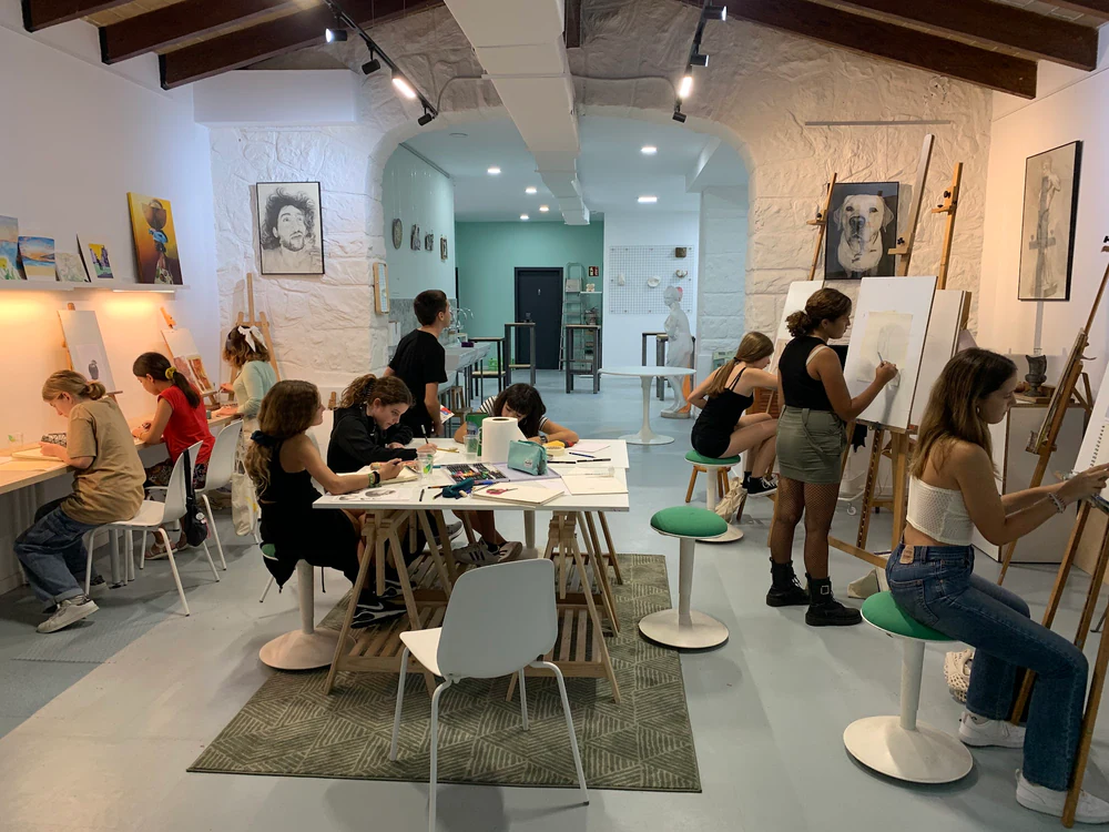 Foto de Academia de Marte – Paint & Wine Barcelona