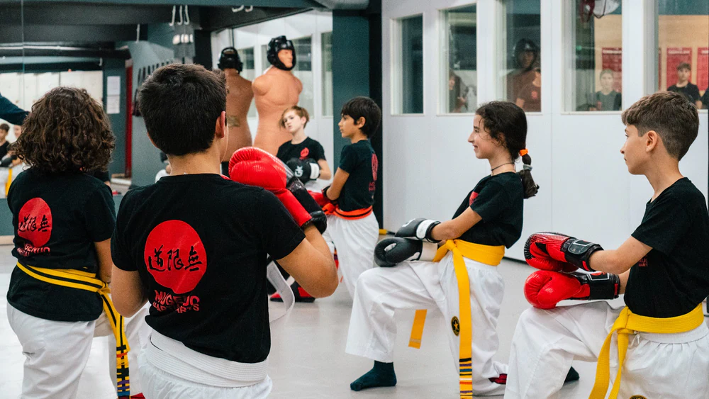 Foto de GOLDEN KYU LES CORTS | Artes marciales - Kick Boxing - Entrenamiento Personal