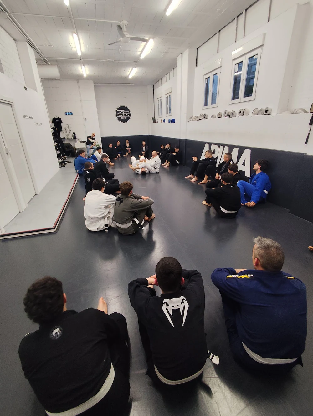 Foto de Arima Academy