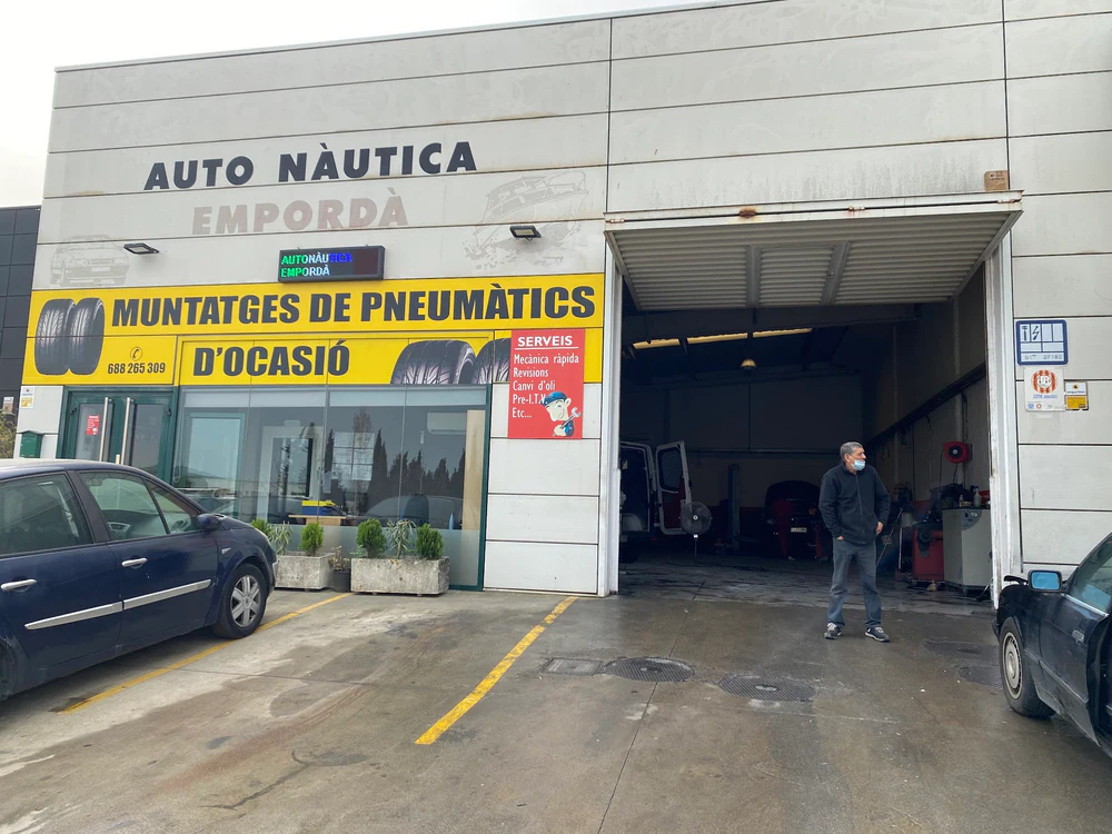 Foto de Escola Nàutica Baix Empordà