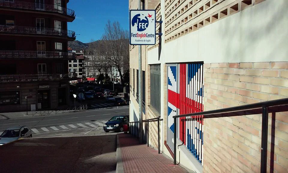 Foto de First English Centre (Exámenes Cambridge por libre)