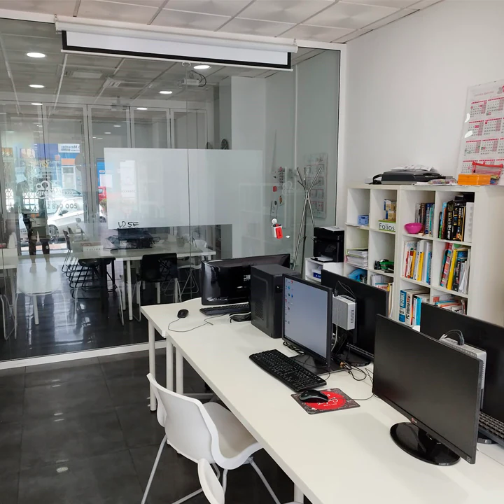 Foto de Suman2 Academia de enseñanza