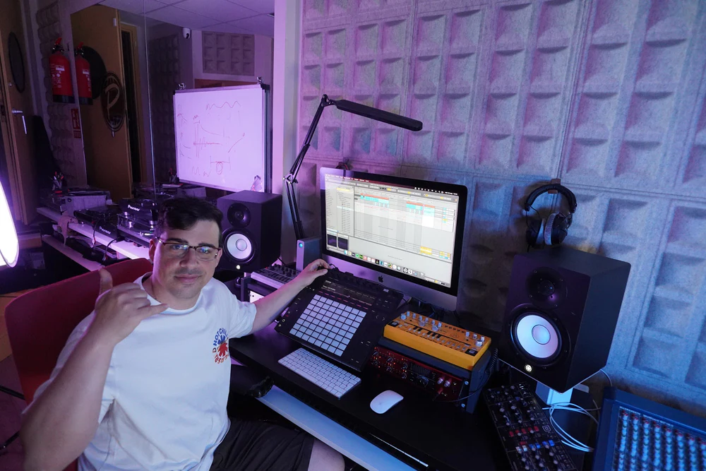 Promad escuela de Dj Y Producción Musical