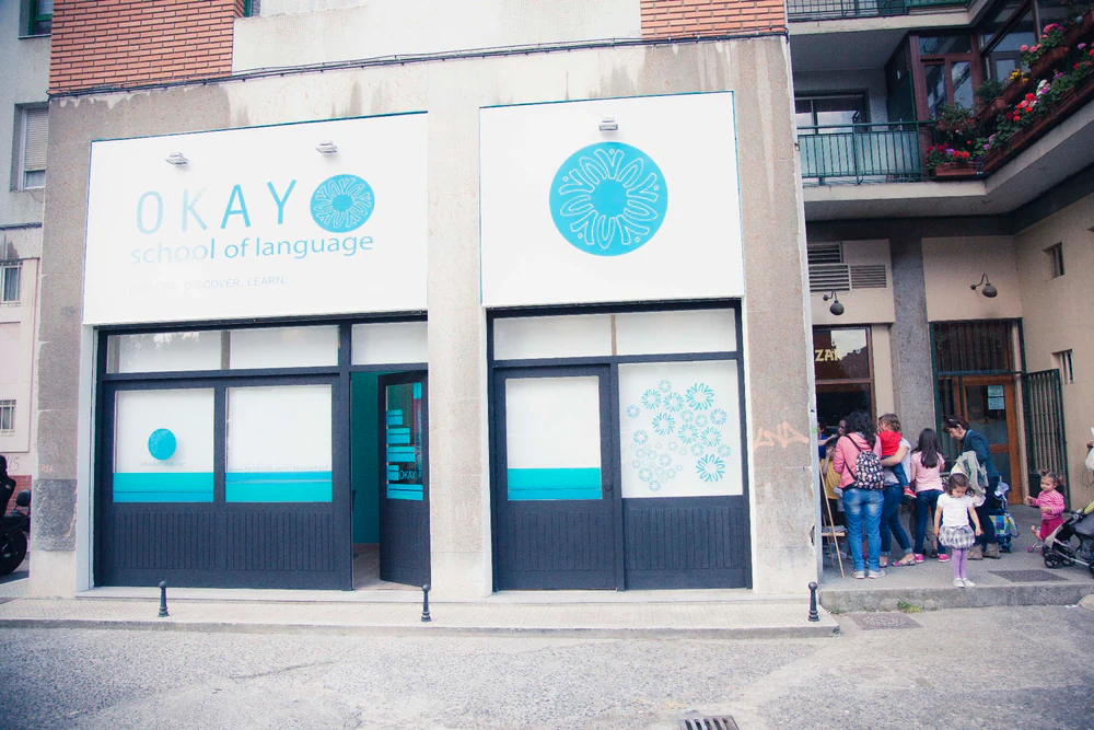 Portada de OKAY school of language