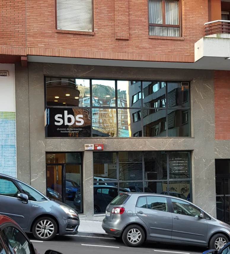 Academia Elkano Business School