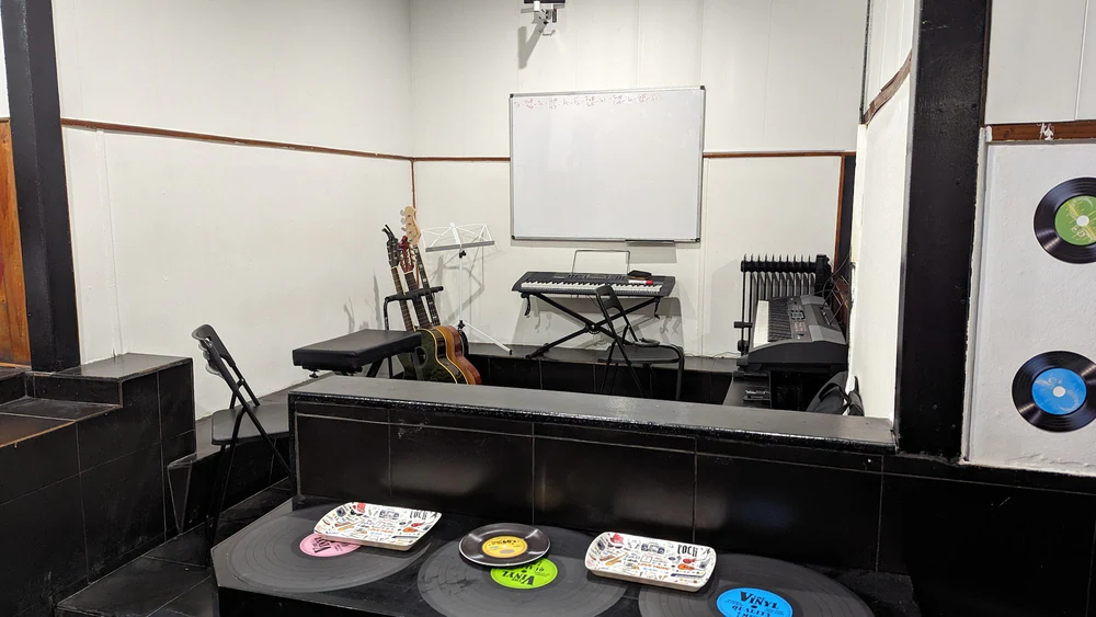 Foto de Academia de Guitarra y Música en Bilbao - Musicatulado