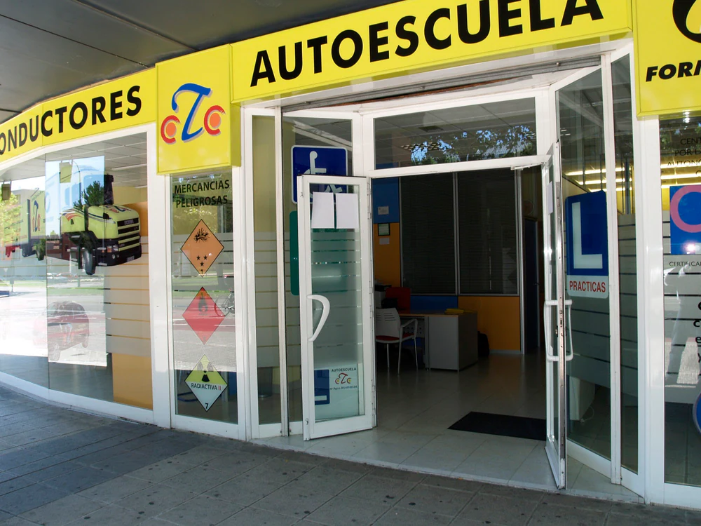 Autoescuela | Academia Nueva Castilla | Empieza tus prácticas sin esperas