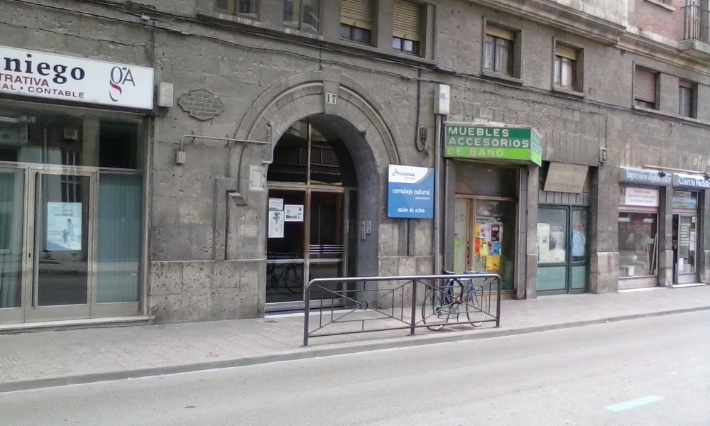 Foto de Liceo de Idiomas Modernos - Gamonal