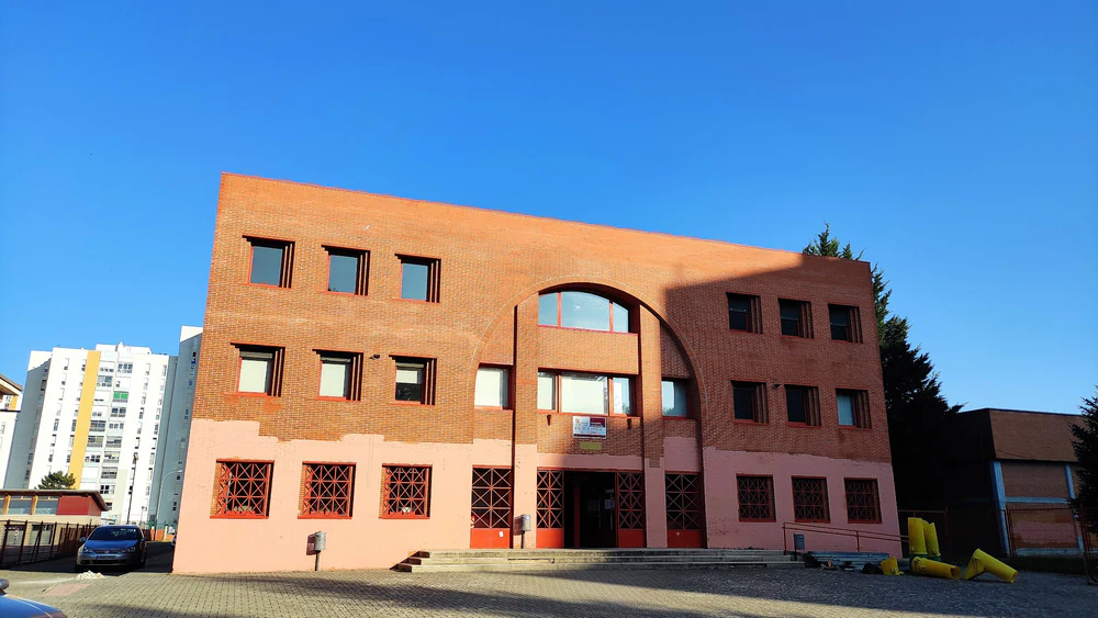 Foto de Liceo de Idiomas Modernos - Gamonal