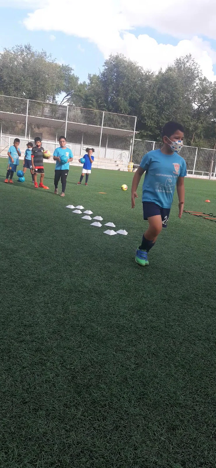 Foto de Campo y Escuela de Fútbol Alameda de Osuna