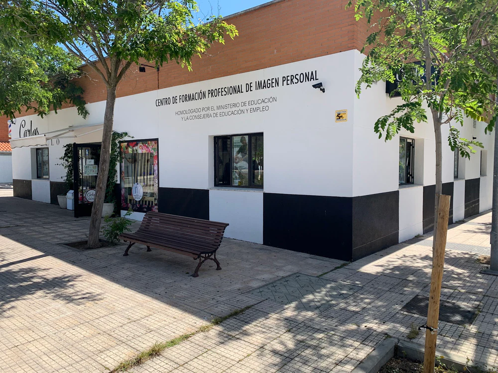 Portada de Centro de Formación Carlos Tello