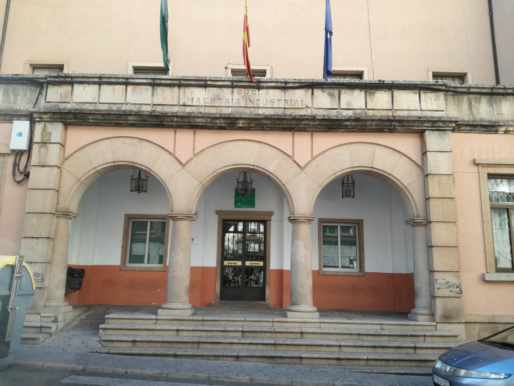 Foto de Escuela Oficial de Idiomas de Cáceres