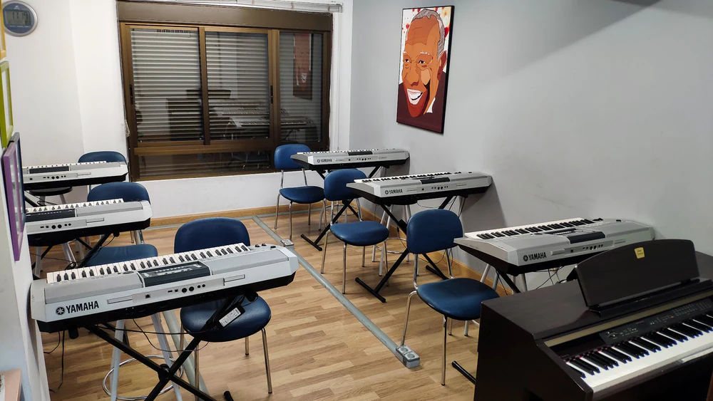 Foto de MusiK & More (Escuela de música y artes escénicas) en Cáceres