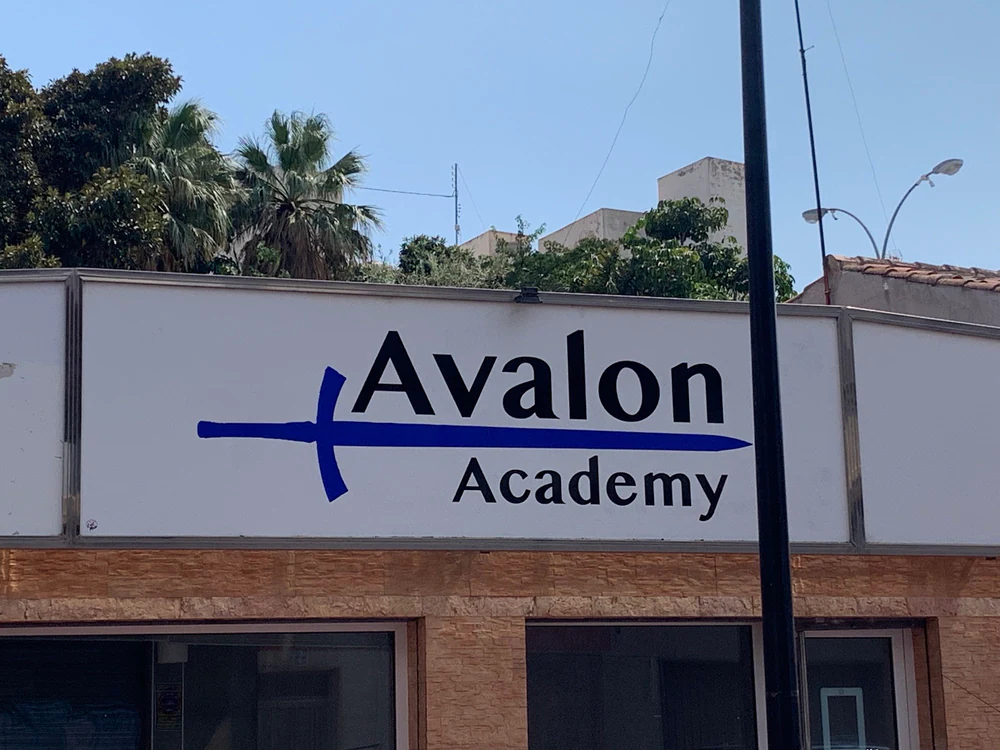 Portada de Avalon Academy