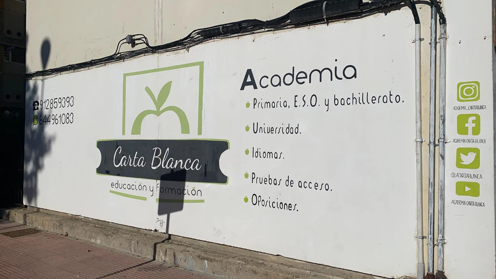 Foto de Academia En Alcalá De Henares: Academia Carta Blanca